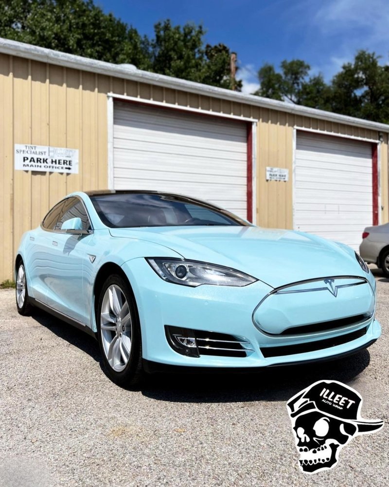 Gloss Diamond Sparkle Mist Blue - Aura Vinyl