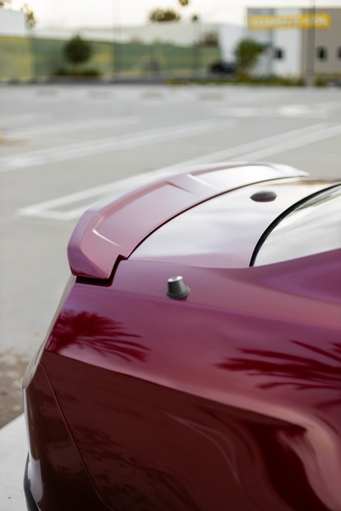 Gloss Dragon Blood Red - Aura Vinyl