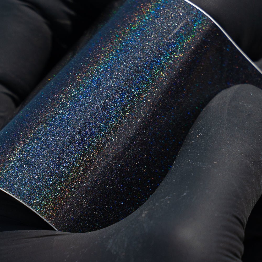 Gloss Iridescent Black - Aura Vinyl