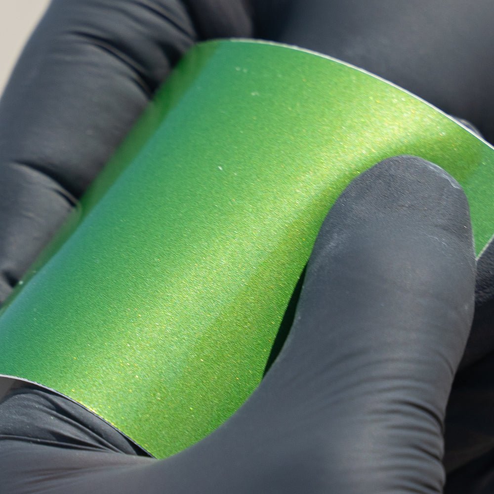 Gloss Paint Metallic Mamba Green - Aura Vinyl