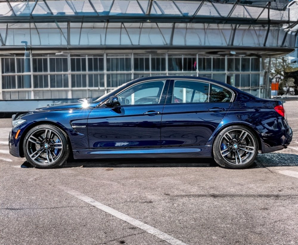 Gloss Paint Metallic Tanzanite Blue - Aura Vinyl
