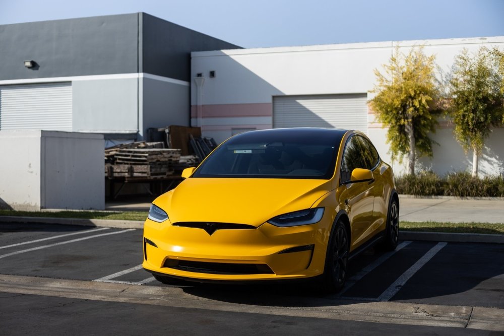 Gloss Sunflower Yellow - Aura Vinyl