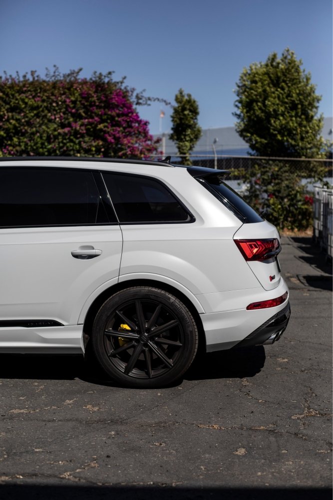 Satin Chalk Grey - Aura Vinyl