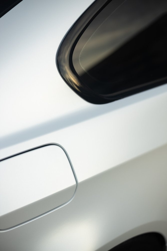 Satin Diamond White - Aura Vinyl