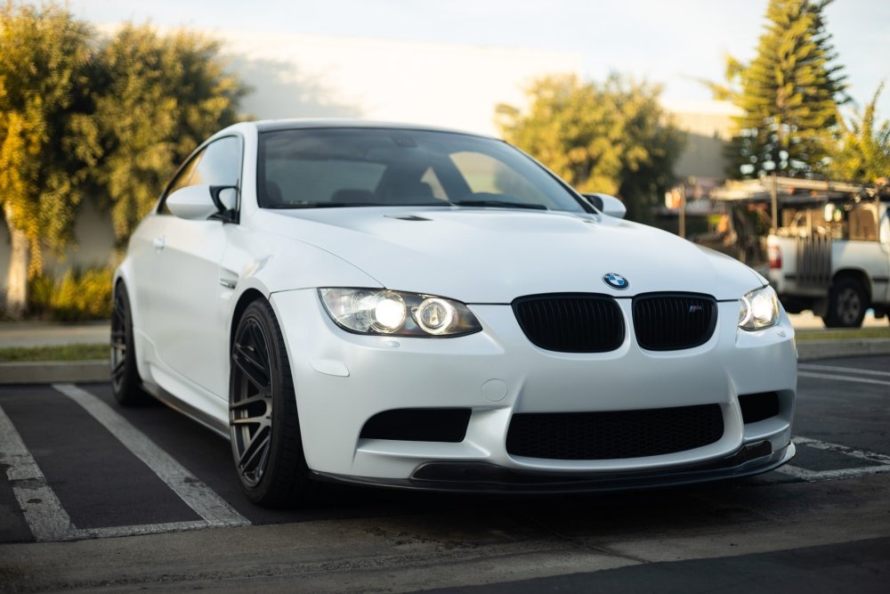 Satin Diamond White - Aura Vinyl