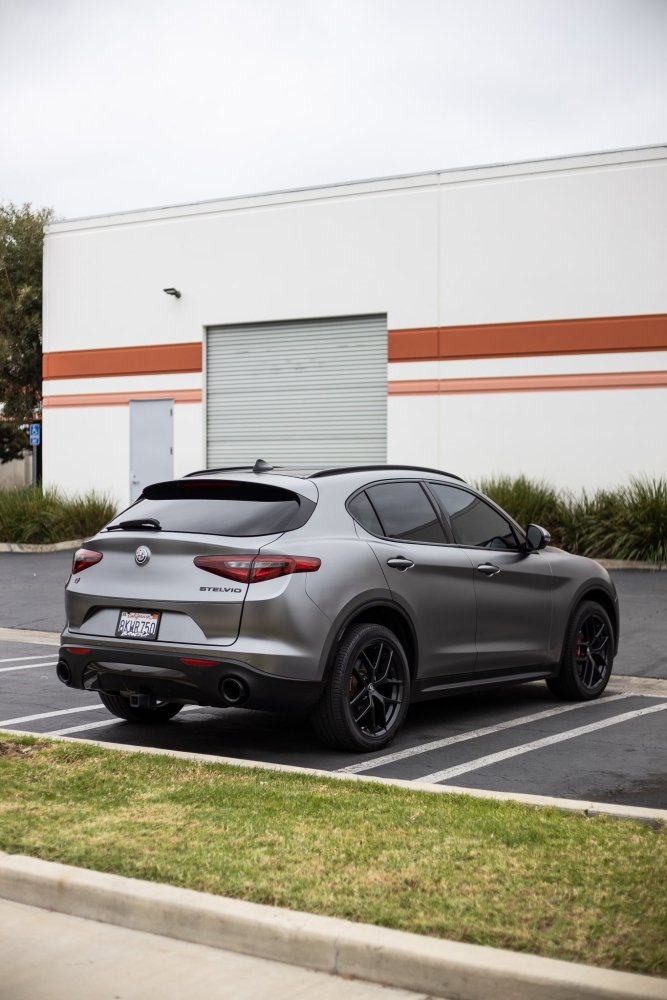 Satin Metallic Gunsmoke Grey - Aura Vinyl