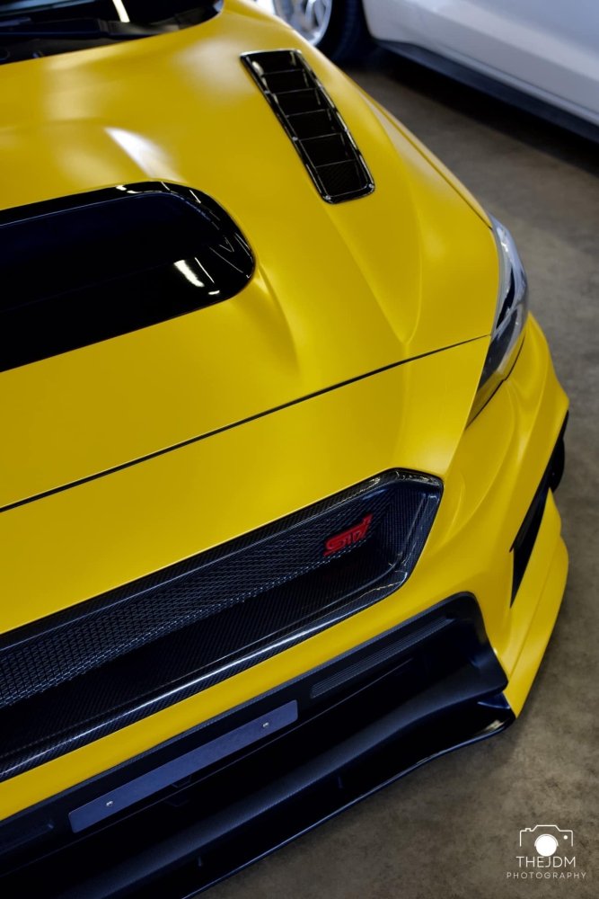 Metallic yellow satin vinyl texture