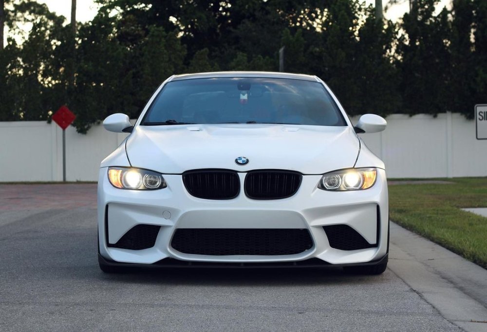 Pearlescent White Bmw