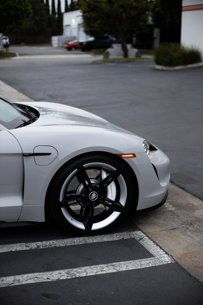 High-shine chalk grey vinyl