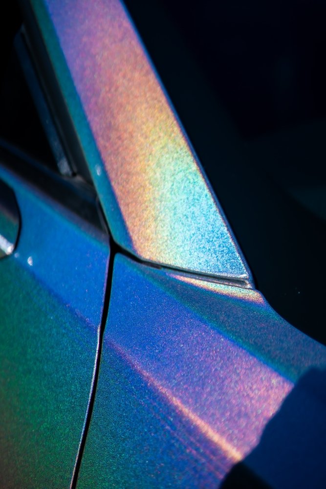 Ultra Gloss Iridescent Silver - Aura Vinyl