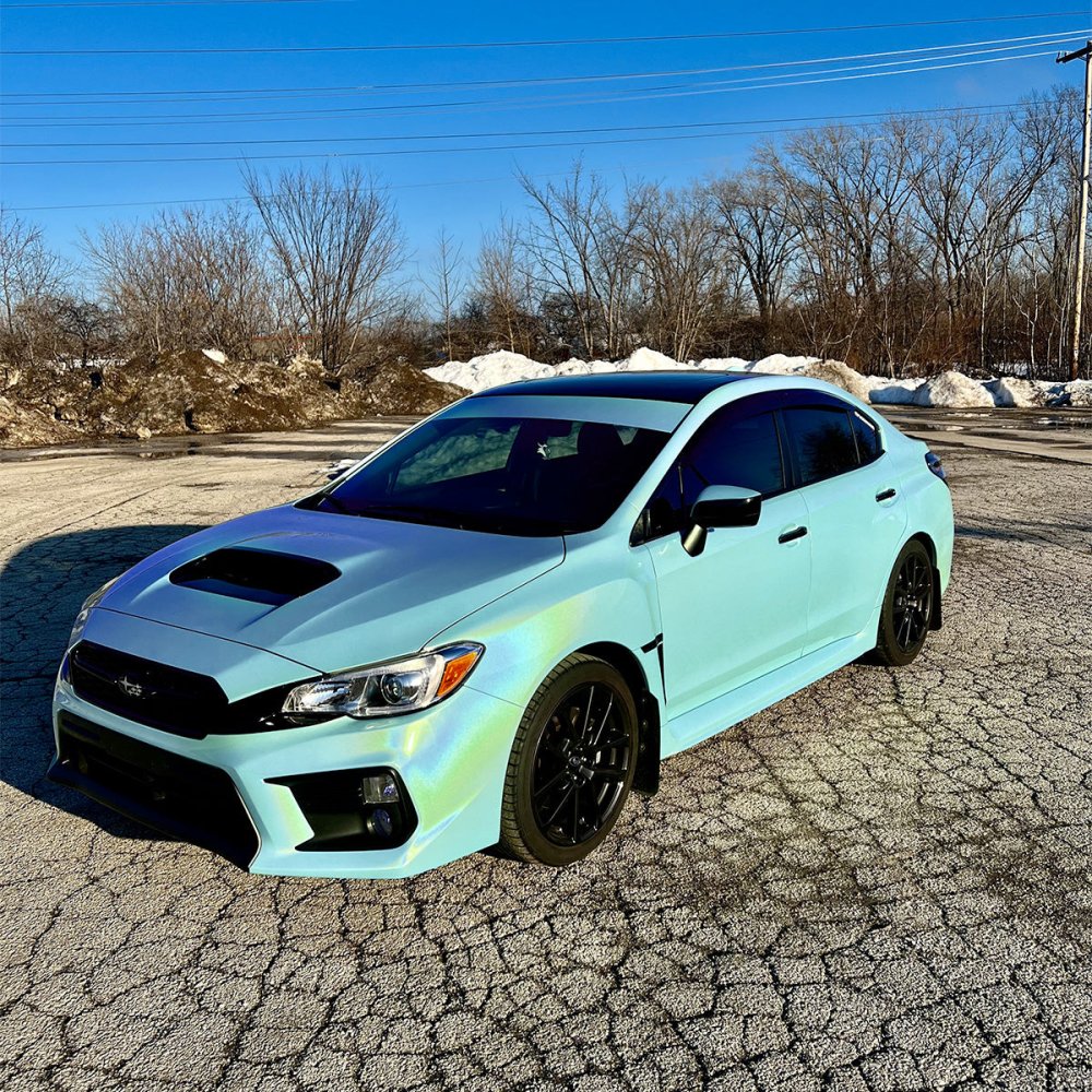 Ultra Gloss Iridescent Tiffany Blue - Aura Vinyl
