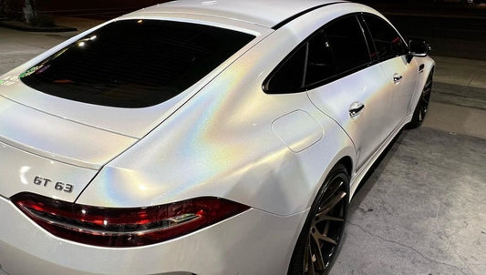 Ultra Gloss Iridescent White - Aura Vinyl
