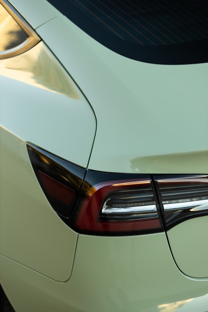 Ultra gloss khaki green car wrap