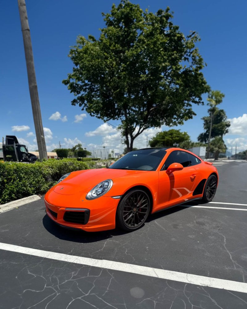Ultra Gloss Orange - Aura Vinyl