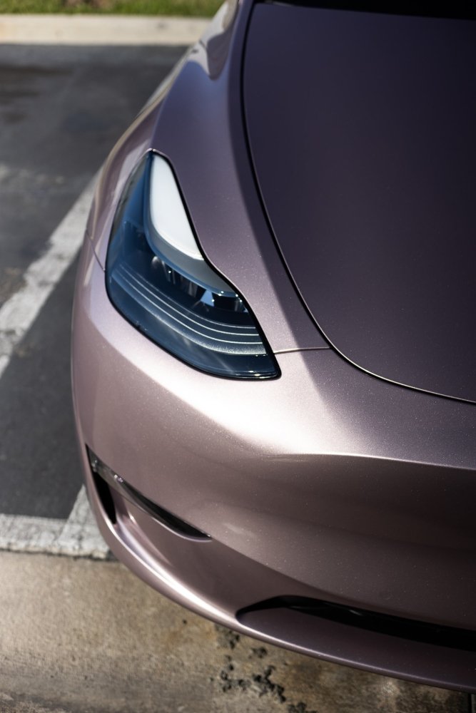 Ultra Gloss Paint Metallic Frozen Berry - Aura Vinyl