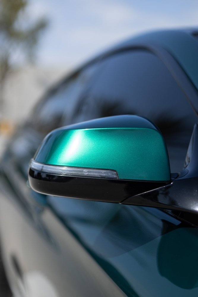 Ultra Gloss Paint Metallic Green - Aura Vinyl