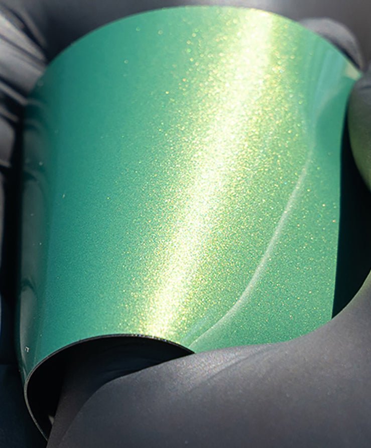 Ultra Gloss Paint Metallic Green Gold Shift - Aura Vinyl