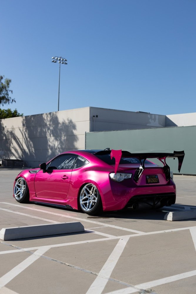 Metallic Raspberry Ultra Gloss Paint Metallic Raspberry Pink - Aura Vinyl